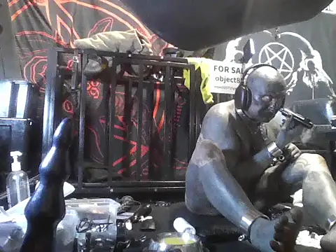 wormobject's Live XXX Chat