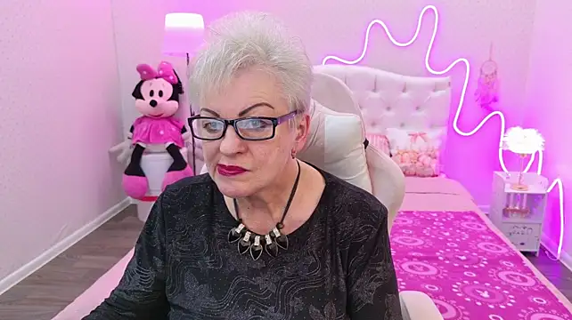دردشة KayleSmoll الجنسية المباشرة