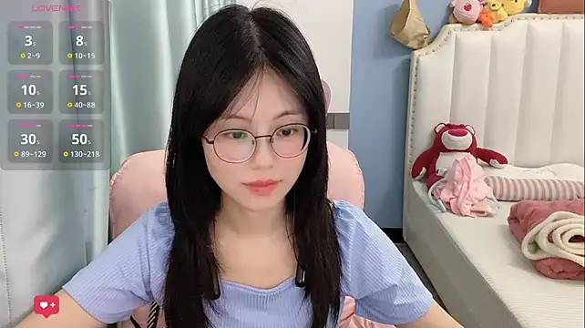 Luna-666 现场XXX聊天