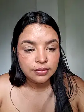 Albanis1 Chat XXX in diretta