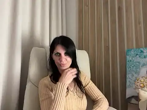 InjaAtHome Chat XXX in diretta