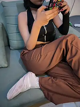 צ'אט XXX בשידור חי של JasNoor_