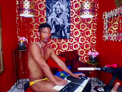 PEINBOYS 现场XXX聊天