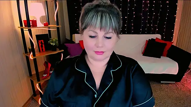 CrystaalStaar's Live XXX Chat