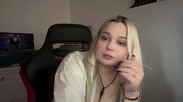 KittoReuner – Live XXX-chat