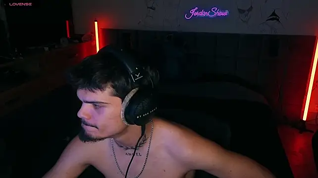 JordanShow Live XXX Chat