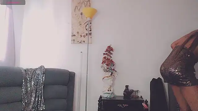 Hilary_Rodriguez_'s Live XXX Chat