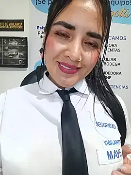 Chat XXX en directo de MAYE__13