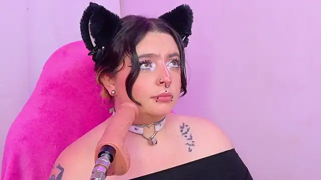 دردشة Sachi_Meow الجنسية المباشرة