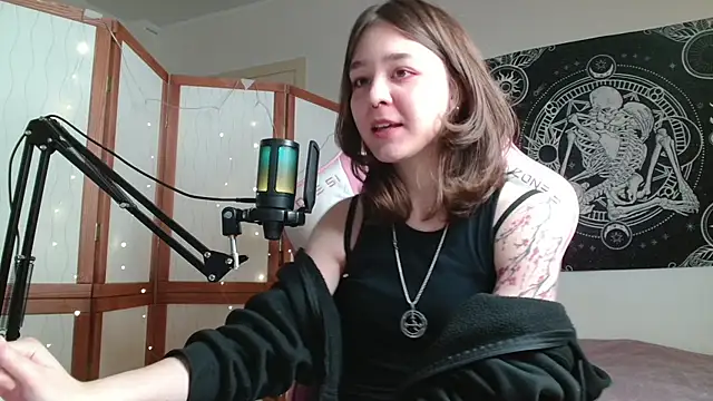 Mysterious_Toy's Live XXX Chat