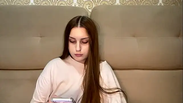 XXX chat uživo modela Adelehello