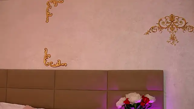 KyraCase live XXX chat