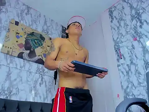 Chat XXX ao vivo de Damian-Lux