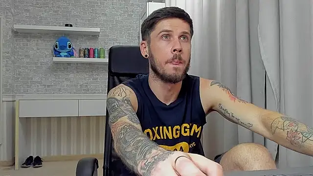 JonahShaw Chat XXX live