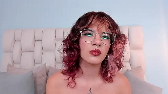 צ'אט XXX בשידור ח י של eva_caos