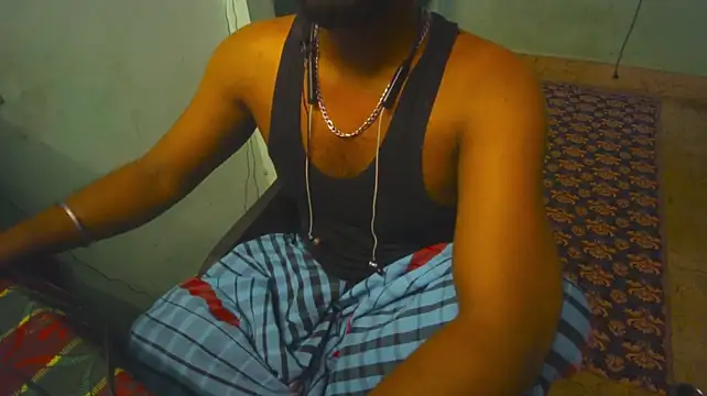 Chat XXX en directo de Tamil_KDD