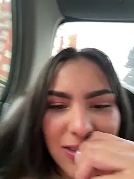 Maddy_Rouse_ Pertunjukan Webcam