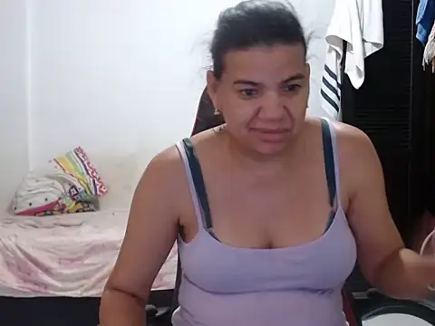 Adriana_0312 – Live XXX-chat