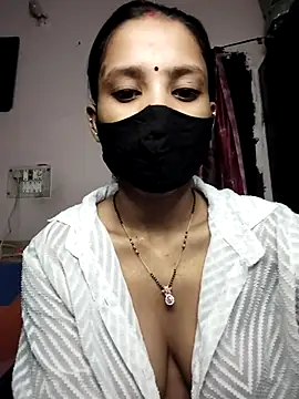 SIMMI_CHOUDHARY's Live XXX Chat