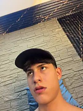 Онлайн ч ат XXX Lander_Cruz