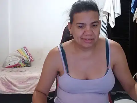 Adriana_0312 – Live XXX-chat