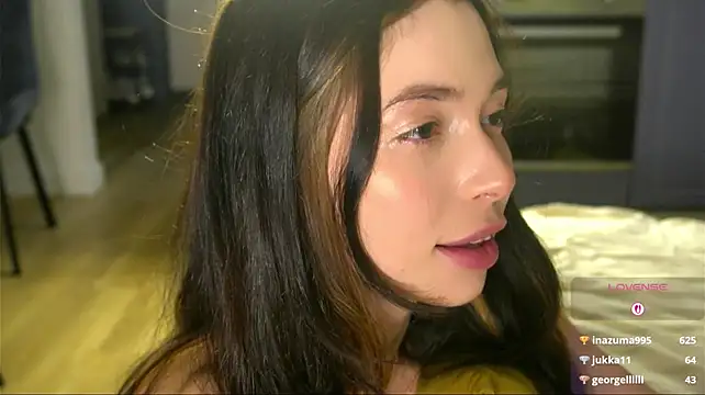 LittleOriana's Live XXX Chat