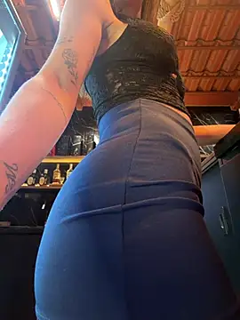 zelyramonvielly's Webcam Show