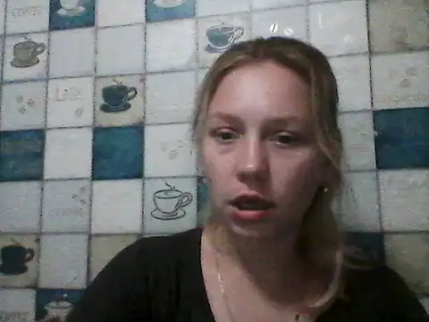 Anna_wey Adlı Modelin Canlı XXX Sohbeti