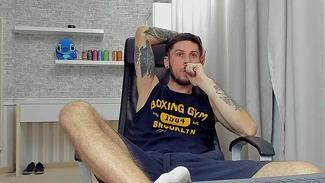 Chatroom XXX en direct de JonahShaw