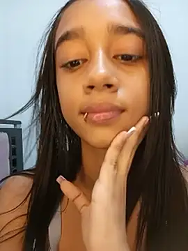 Zoe_Sweett18のライブXXXチャット