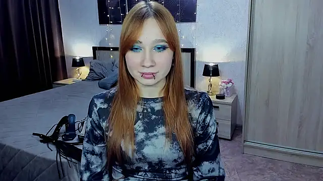 دردشة AdrianWild الجنسية المباشرة