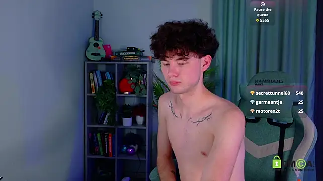 moon_Glowwn Live XXX chat