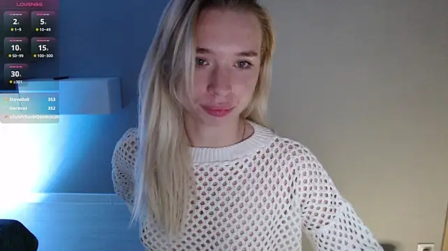 Emily_Hartt Live XXX-Chat