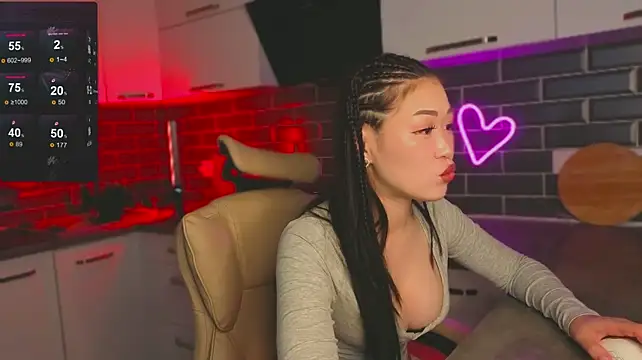ShaiyaMinn3 – Live XXX-chat