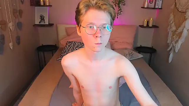 DanielSanders – Naživo XXX chat