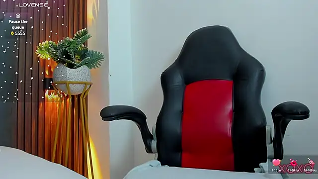 Chat +18 de linda_rios_ ao vivo