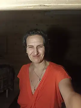XXX chat uživo modela Alene_Lorrie