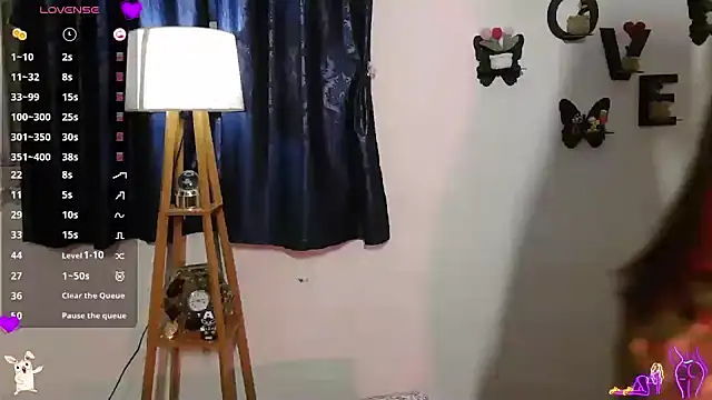 XXX chat uživo modela Roohani_