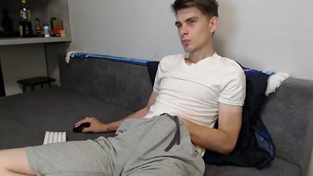 Student_Oliver – Live XXX-chat