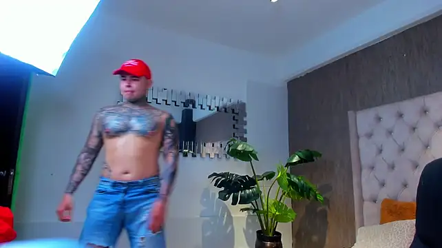 phillippee_ লাইভ XXX চ্যাট