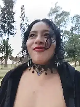 Yaya_paidのライブXXXチャット