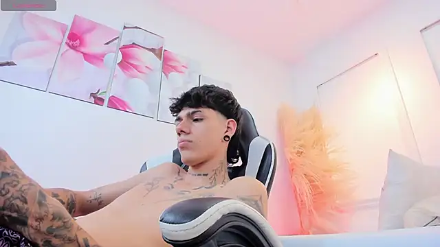 XXX chat uživo modela Tommy_valverde