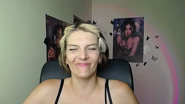 Chatroom XXX en direct de VanessaRey_