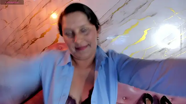 Chat XXX en directo de KikaDuque