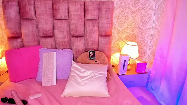 Chatroom XXX en direct de Luna_Swift