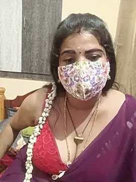 Priyadevi07 live XXX chat