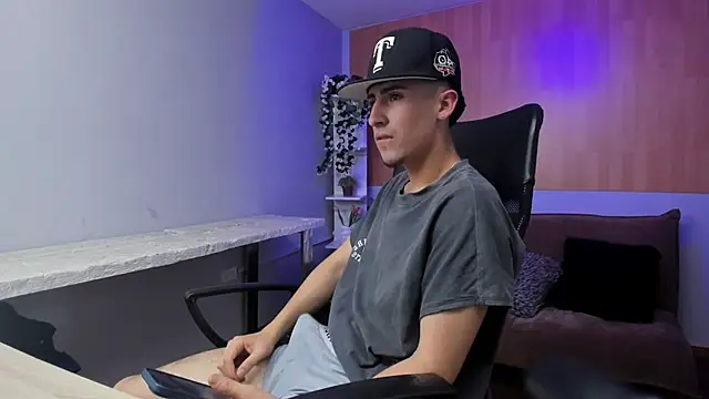Chat +18 de Benji23_ ao vivo