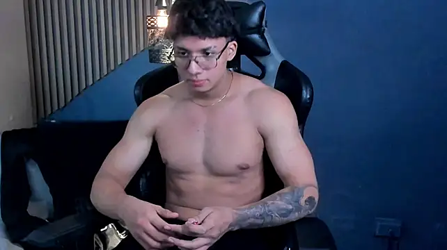 Živý XXX chat Axxel_Muscle