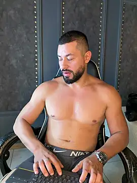 YAFAR_BLAKE Show in webcam