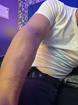 Živý XXX chat OliverWyse